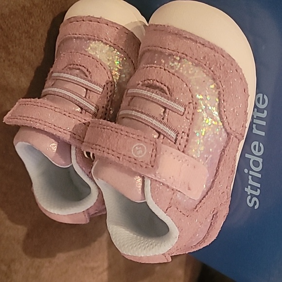 Stride Rite Shoes for New Walkers Never used - Picture 2 of 3